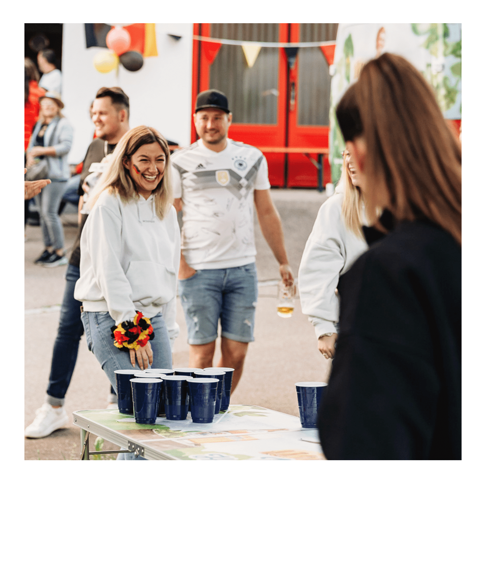 Marie Partybus Fotos 4 Polaroid